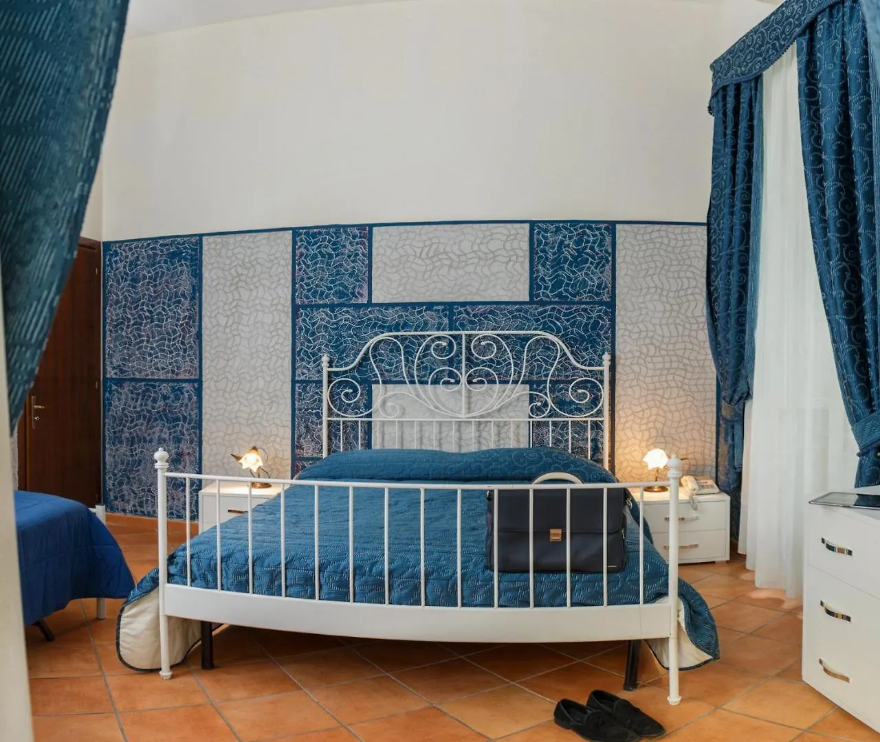 Hotel Residence Confalone Neapol Aparthotel